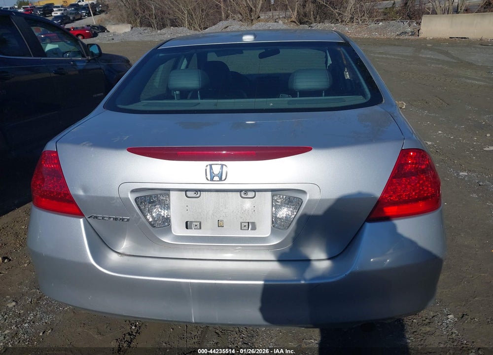 2006 HONDA ACCORD 2.4 EX VIN: 1HGCM56756A105589