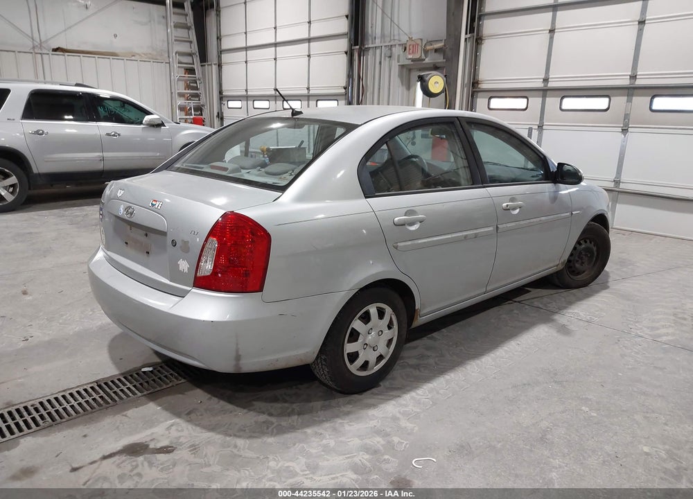2006 HYUNDAI ACCENT GLS VIN: KMHCN46C46U025455