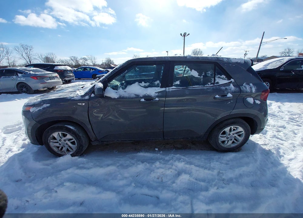 2023 HYUNDAI VENUE SE VIN: KMHRB8A32PU217329
