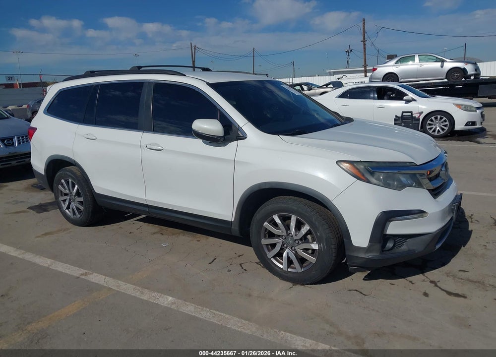 2020 HONDA PILOT 2WD EX VIN: 5FNYF5H3XLB008139