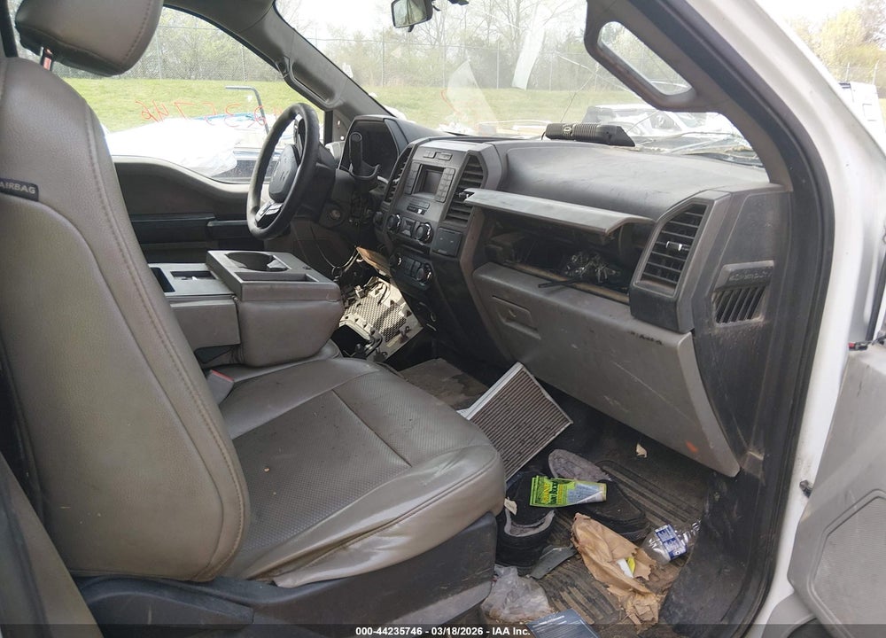 2017 FORD F-550 CHASSIS XL VIN: 1FDUF5HTXHDA09140