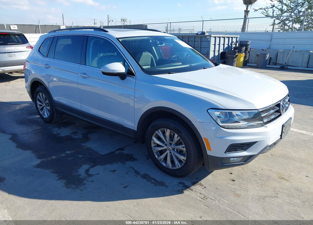 2018 VOLKSWAGEN TIGUAN 2.0T SE/2.0T SEL VIN: 3VV3B7AX1JM028059