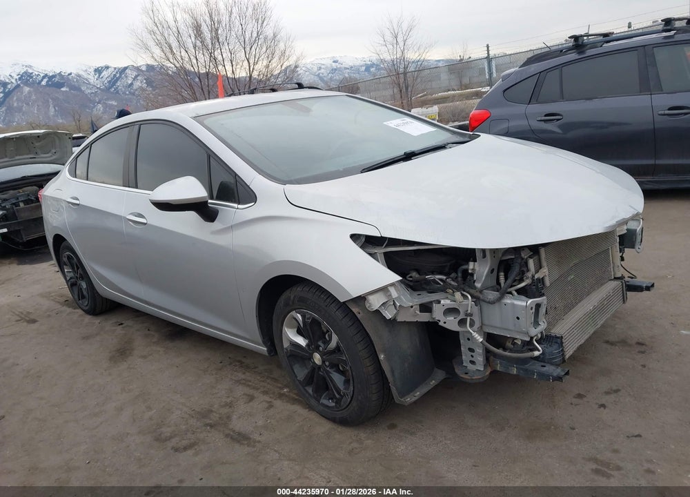2019 CHEVROLET CRUZE LT VIN: 1G1BE5SM3K7145771
