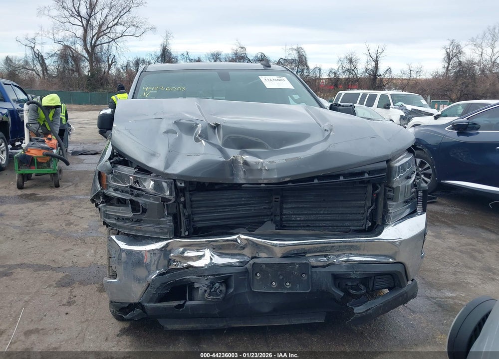 2019 CHEVROLET SILVERADO 1500 LT VIN: 3GCUYDED8KG153866