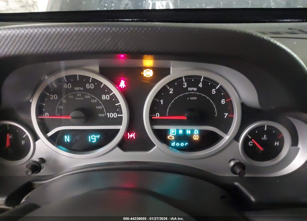 2009 JEEP WRANGLER SAHARA VIN: 1J4FA541X9L763737