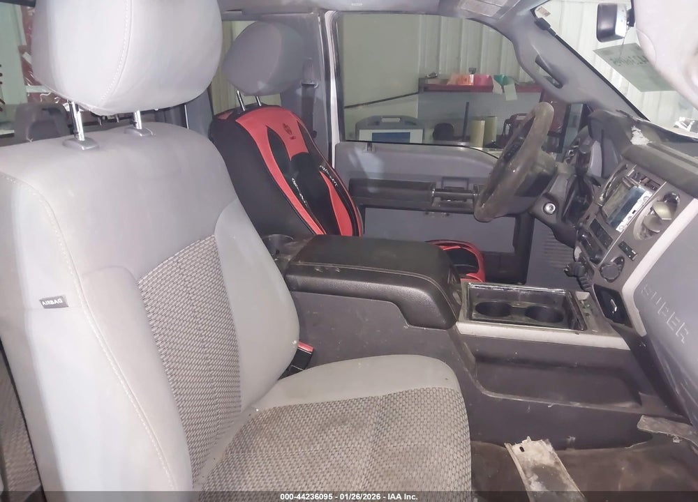 2013 FORD F-250 XLT VIN: 1FT7X2B67DEB36870