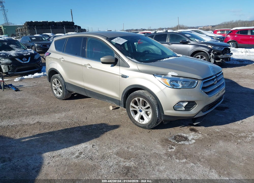 2017 FORD ESCAPE SE VIN: 1FMCU9GD8HUE84000
