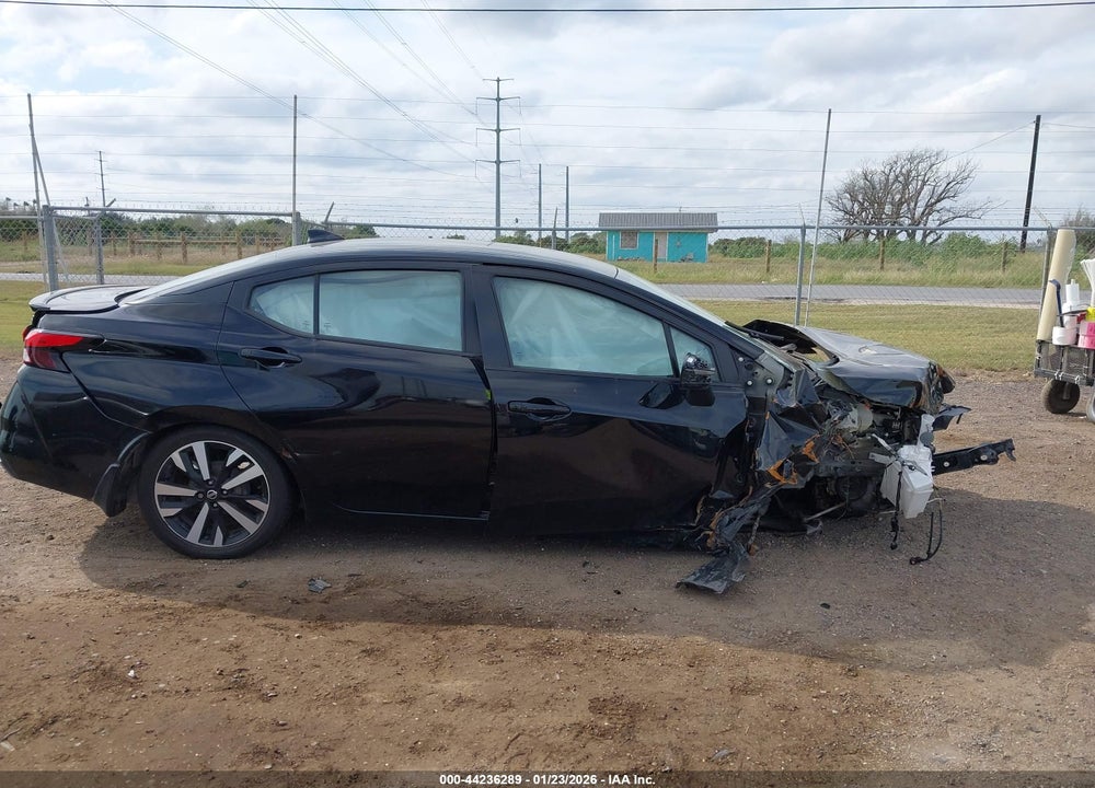 2021 NISSAN VERSA SR XTRONIC CVT VIN: 3N1CN8FVXML917944