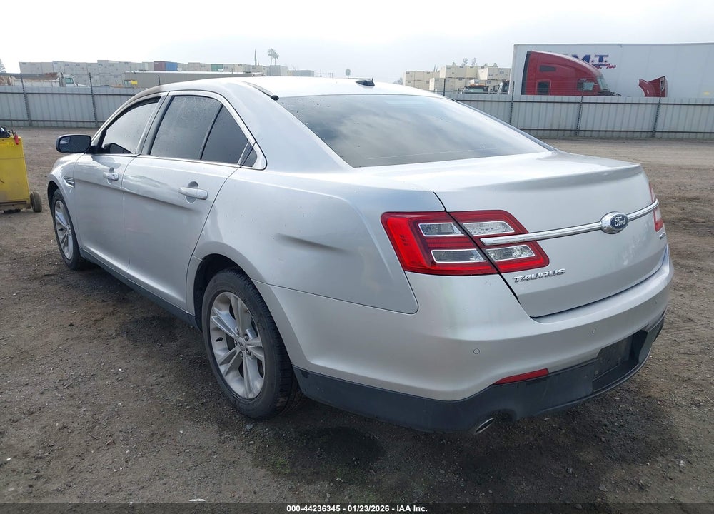 2016 FORD TAURUS SEL VIN: 1FAHP2E82GG158498