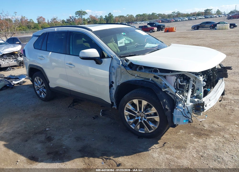 2021 TOYOTA RAV4 XLE PREMIUM VIN: 2T3C1RFV9MW171221