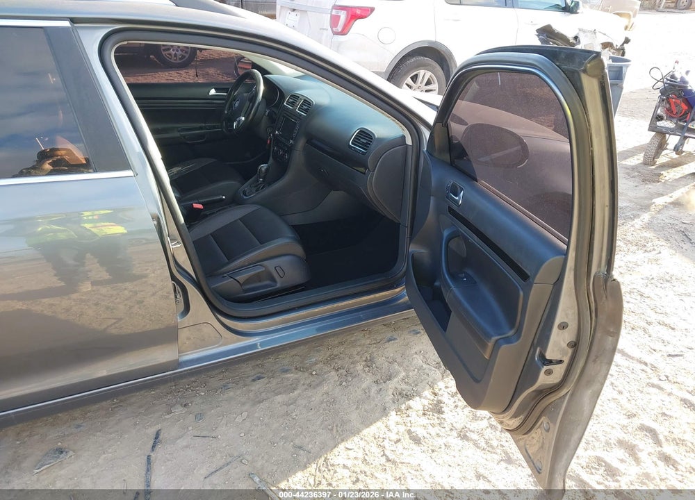 2012 VOLKSWAGEN JETTA SPORTWAGEN 2.0L TDI VIN: 3VWPL7AJ9CM661515