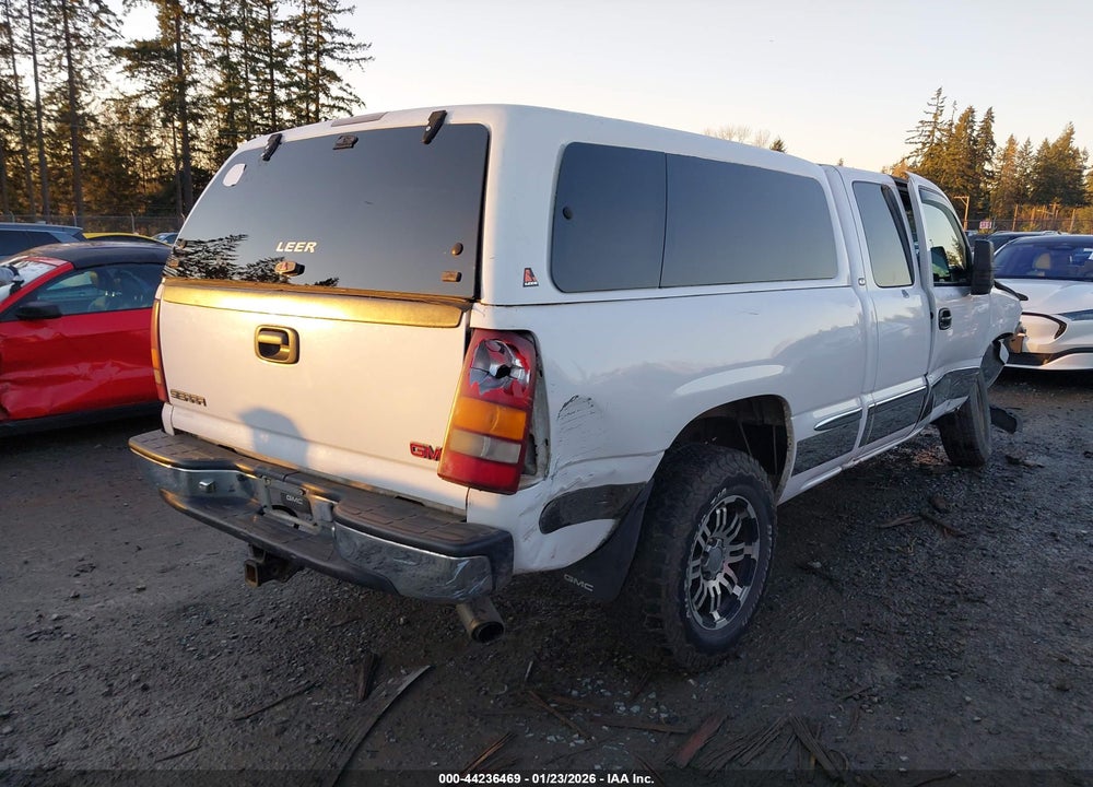 2001 GMC SIERRA 1500 SL/SLE VIN: 2GTEK19T411198204