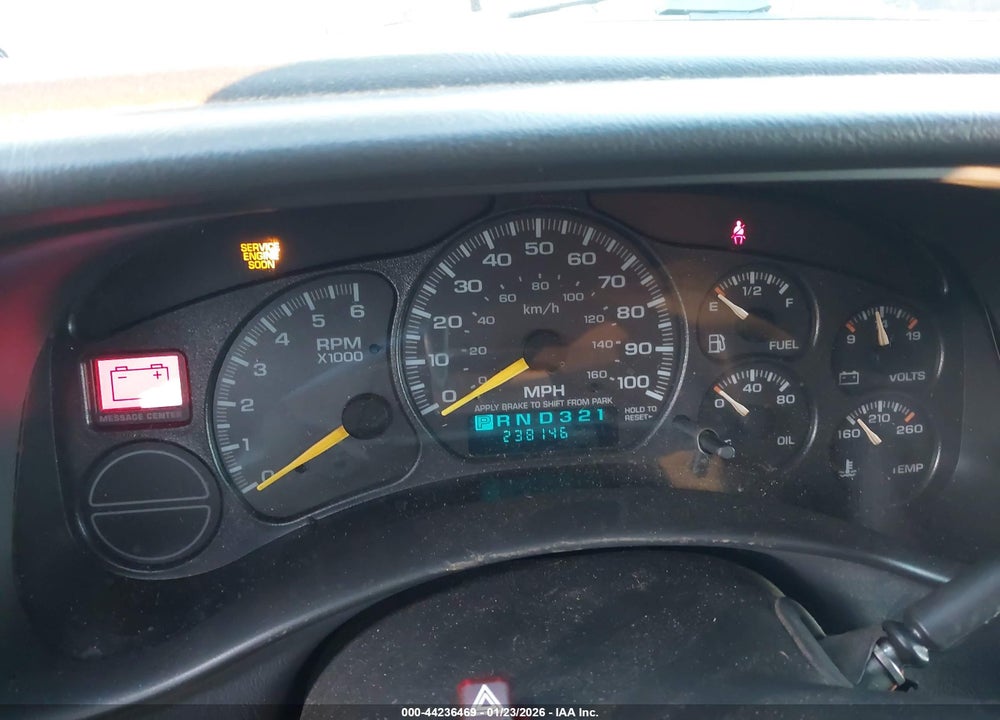 2001 GMC SIERRA 1500 SL/SLE VIN: 2GTEK19T411198204