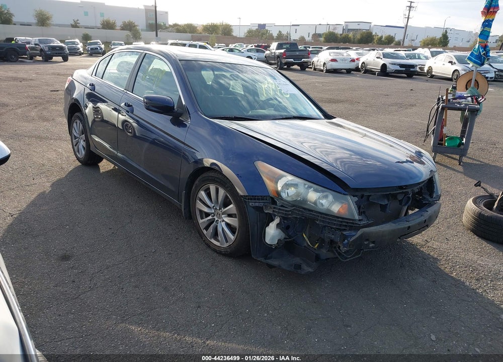 2011 HONDA ACCORD 2.4 EX VIN: 1HGCP2F71BA084255
