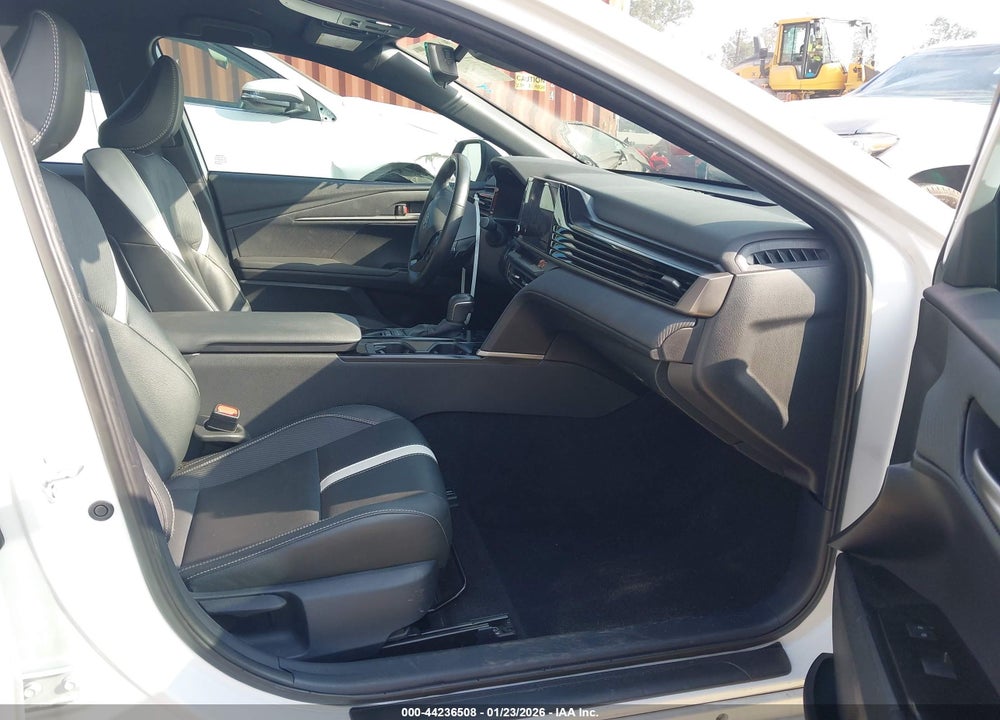 2025 TOYOTA CAMRY SE VIN: 4T1DAACK4SU523529