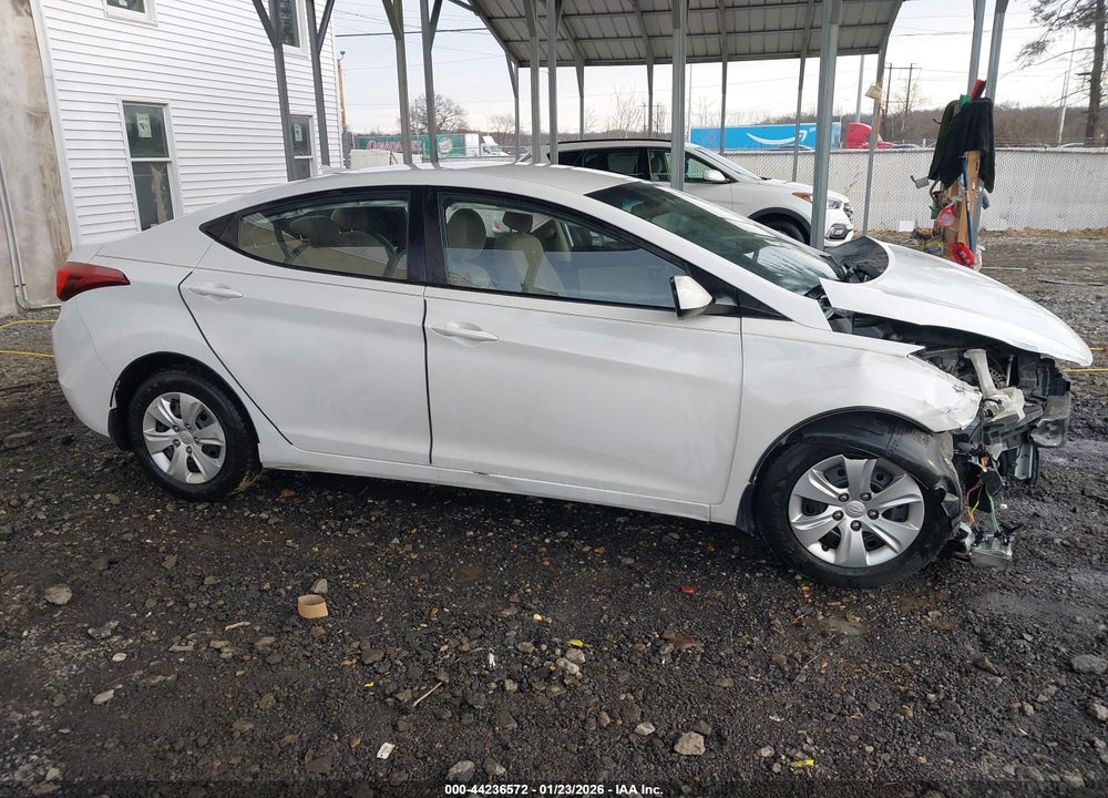 2016 HYUNDAI ELANTRA SE VIN: 5NPDH4AE6GH711470