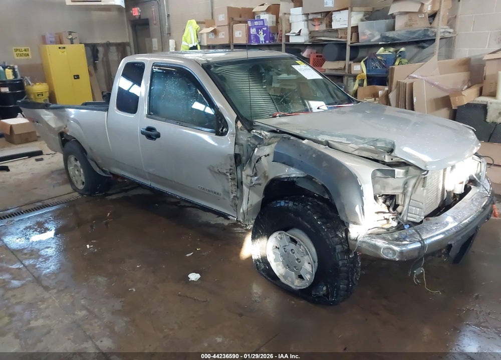 2005 CHEVROLET COLORADO LS VIN: 1GCDT196X58193272