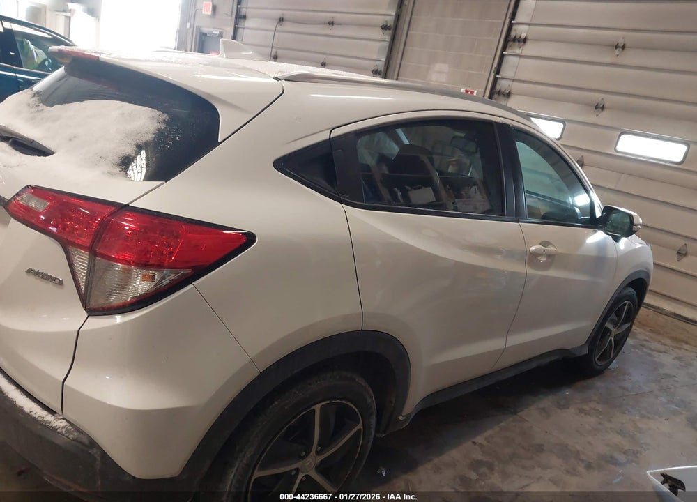 2022 HONDA HR-V AWD EX-L VIN: 3CZRU6H79NM748695