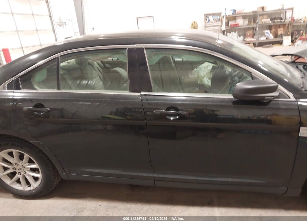 2014 FORD TAURUS SE VIN: 1FAHP2D88EG138402