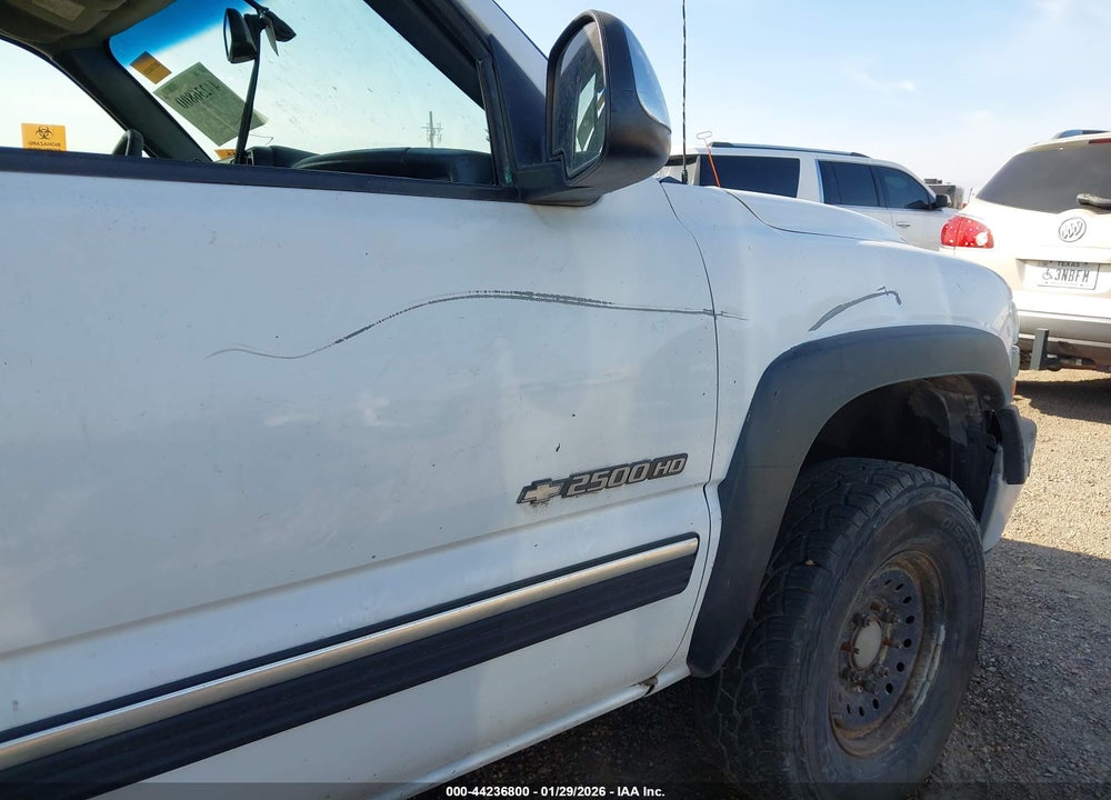 2002 CHEVROLET SILVERADO 2500HD LT VIN: 1GCHK23U02F156580