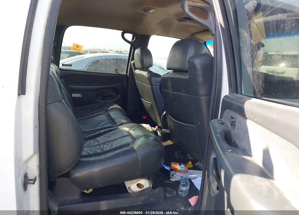 2002 CHEVROLET SILVERADO 2500HD LT VIN: 1GCHK23U02F156580