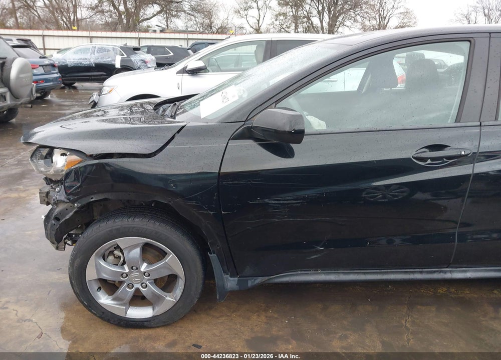 2016 HONDA HR-V LX VIN: 3CZRU5H32GM752775