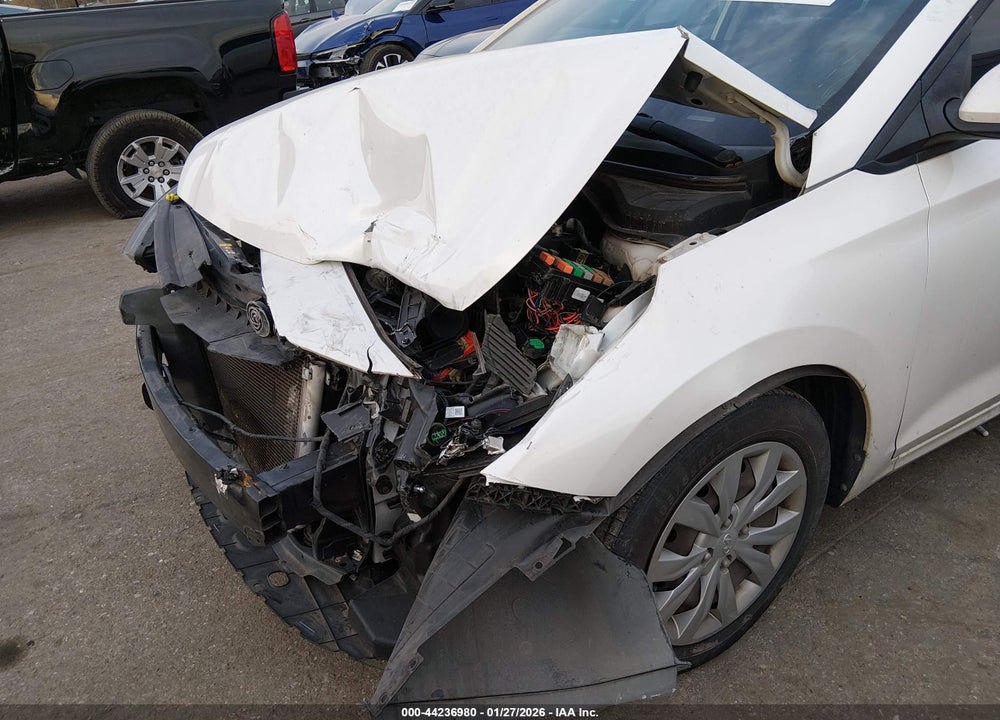 2018 HYUNDAI ACCENT SE VIN: 3KPC24A37JE029348