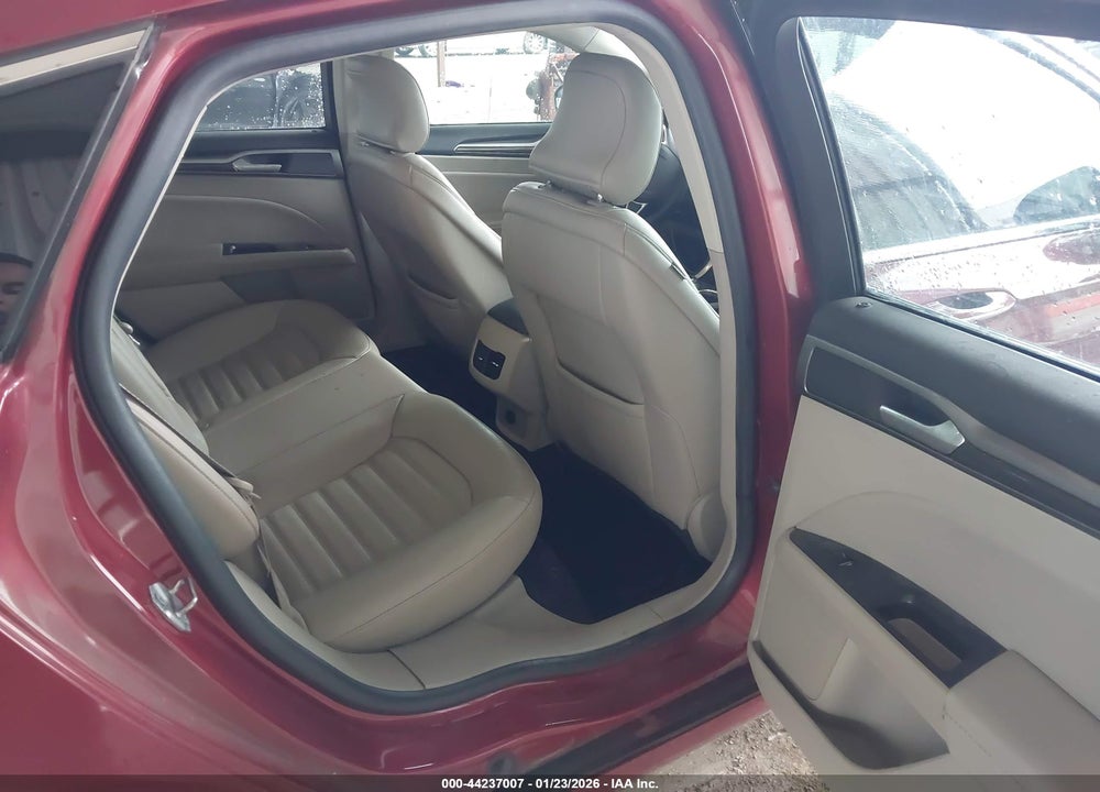 2017 FORD FUSION SE VIN: 3FA6P0H99HR170013