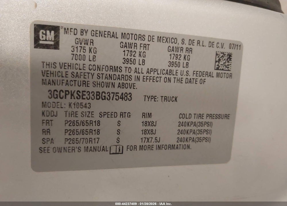 2011 CHEVROLET SILVERADO 1500 LT VIN: 3GCPKSE33BG375483