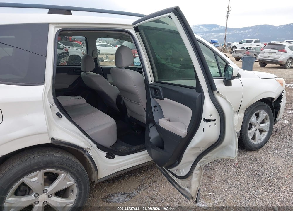 2015 SUBARU FORESTER 2.5I PREMIUM VIN: JF2SJADC1FG417144