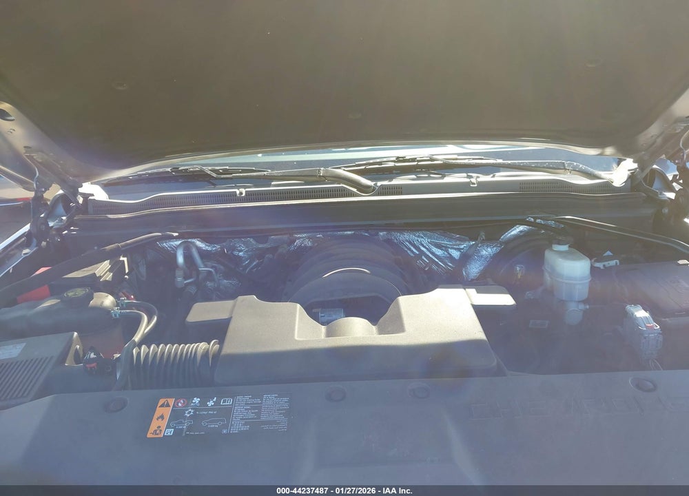 2018 CHEVROLET TAHOE LT VIN: 1GNSCBKC0JR284740
