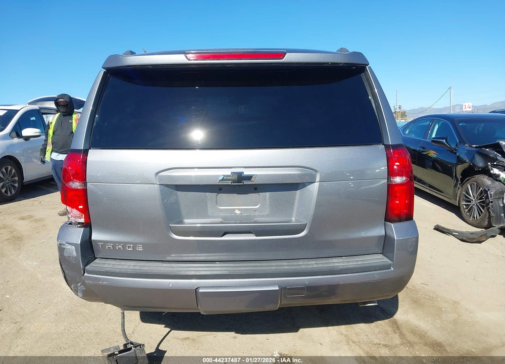 2018 CHEVROLET TAHOE LT VIN: 1GNSCBKC0JR284740