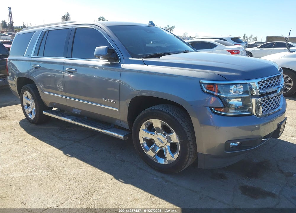 2018 CHEVROLET TAHOE LT VIN: 1GNSCBKC0JR284740