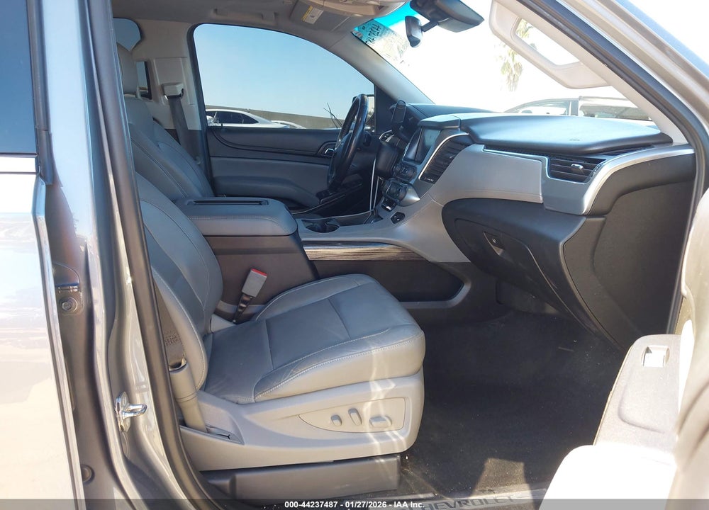 2018 CHEVROLET TAHOE LT VIN: 1GNSCBKC0JR284740