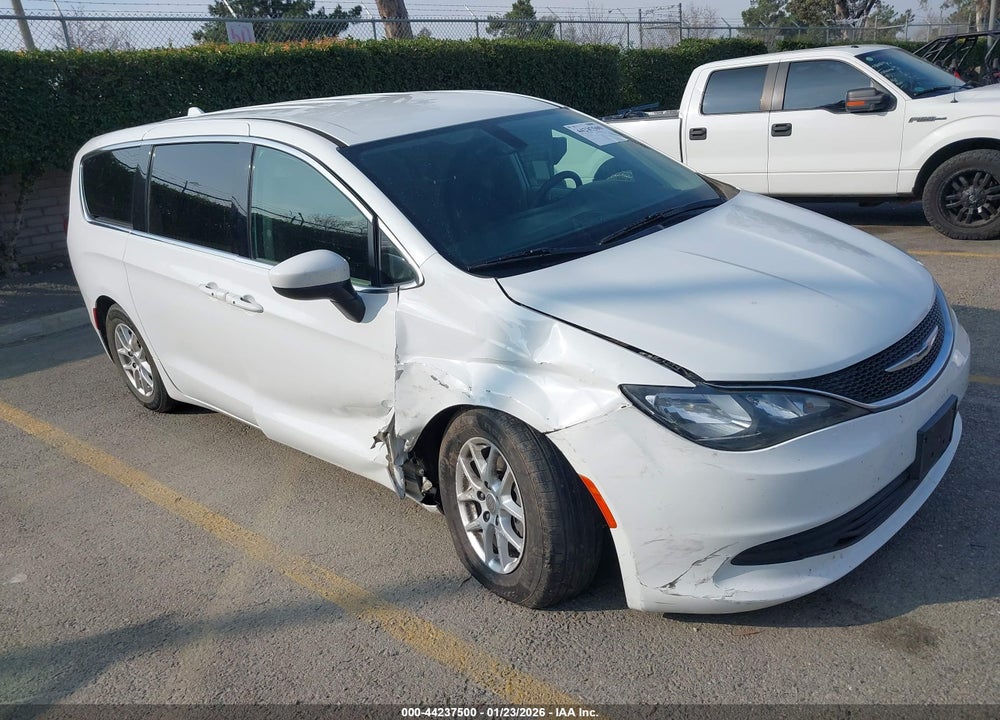 2017 CHRYSLER PACIFICA TOURING VIN: 2C4RC1DGXHR840462
