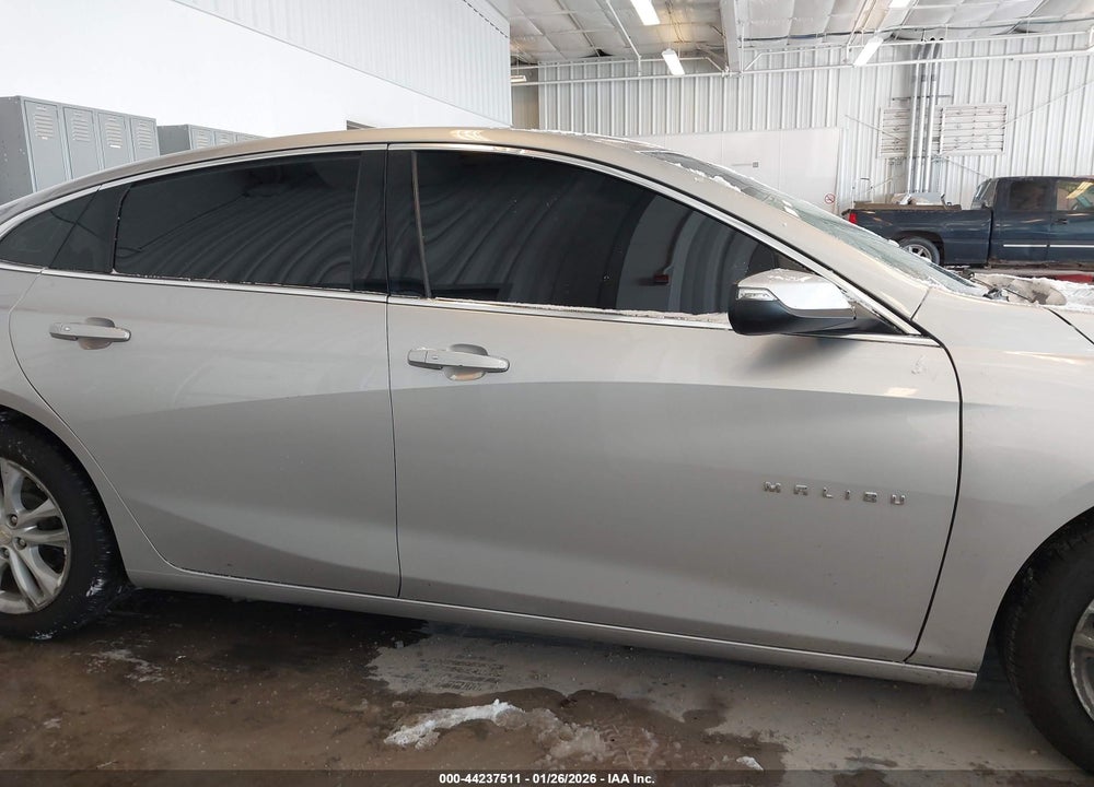 2018 CHEVROLET MALIBU LT VIN: 1G1ZD5ST4JF176251