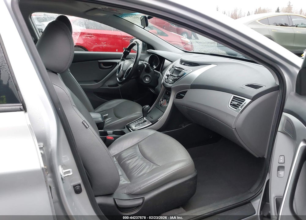 2013 HYUNDAI ELANTRA GL VIN: 5NPDH4AE9DH389645