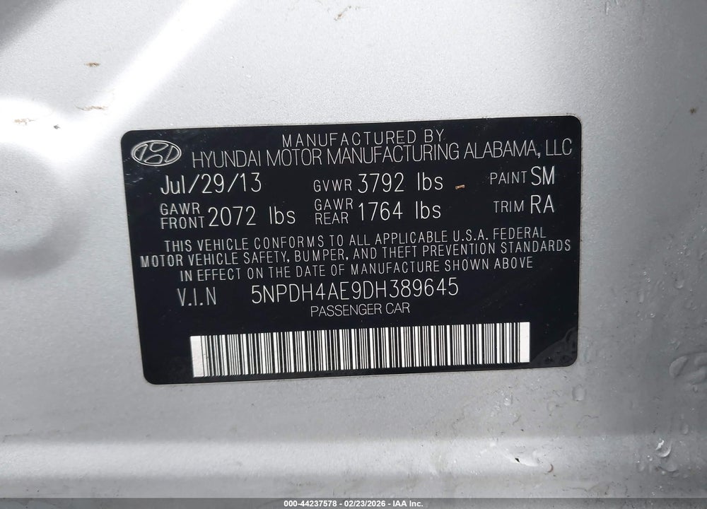 2013 HYUNDAI ELANTRA GL VIN: 5NPDH4AE9DH389645