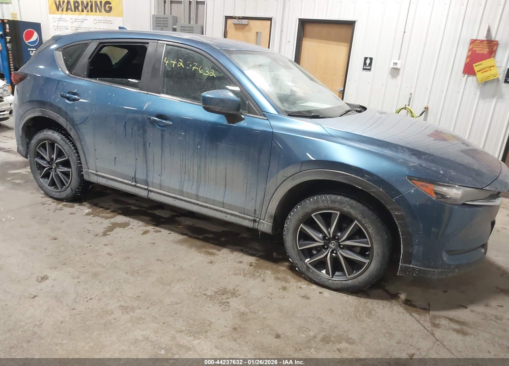 2018 MAZDA CX-5 TOURING VIN: JM3KFBCMXJ0461278