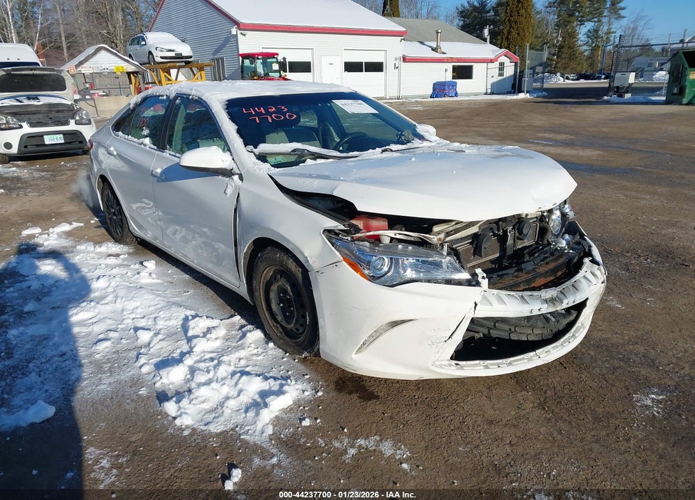 2015 TOYOTA CAMRY HYBRID LE VIN: 4T1BD1FKXFU145085