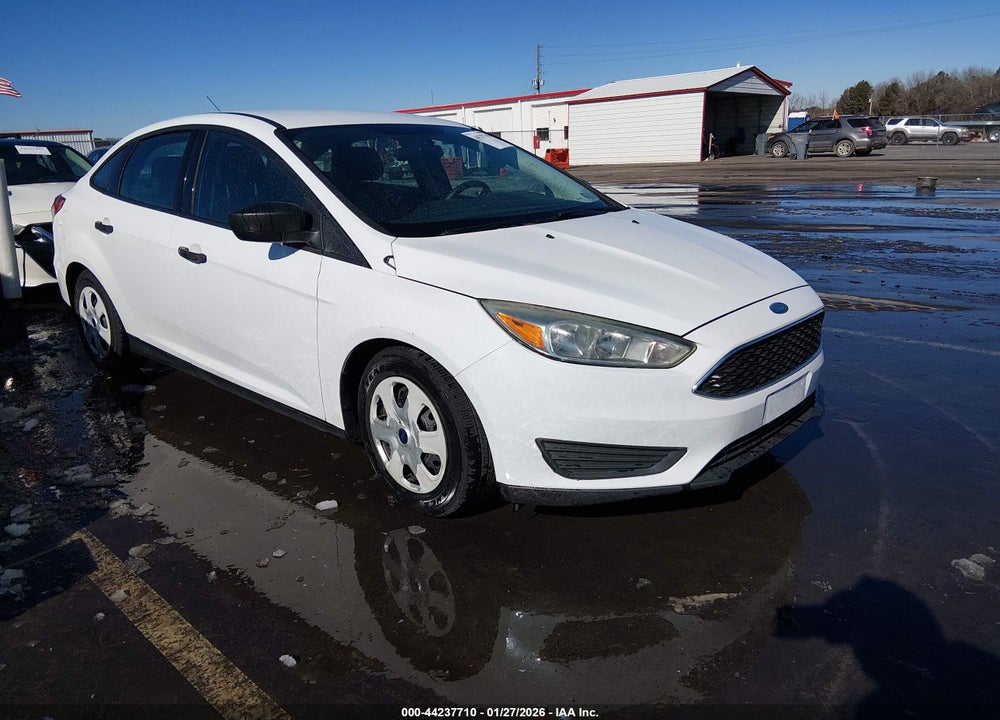 2016 FORD FOCUS S VIN: 1FADP3E28GL339449
