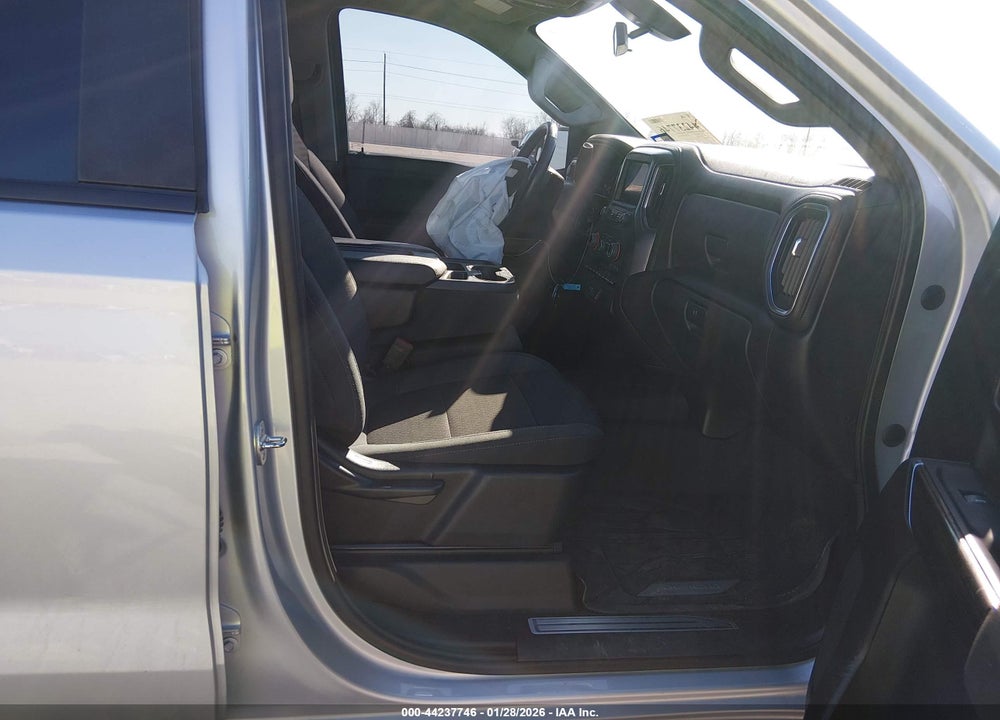 2022 CHEVROLET SILVERADO 1500 LTD 4WD  SHORT BED RST VIN: 1GCUYEED9NZ176941
