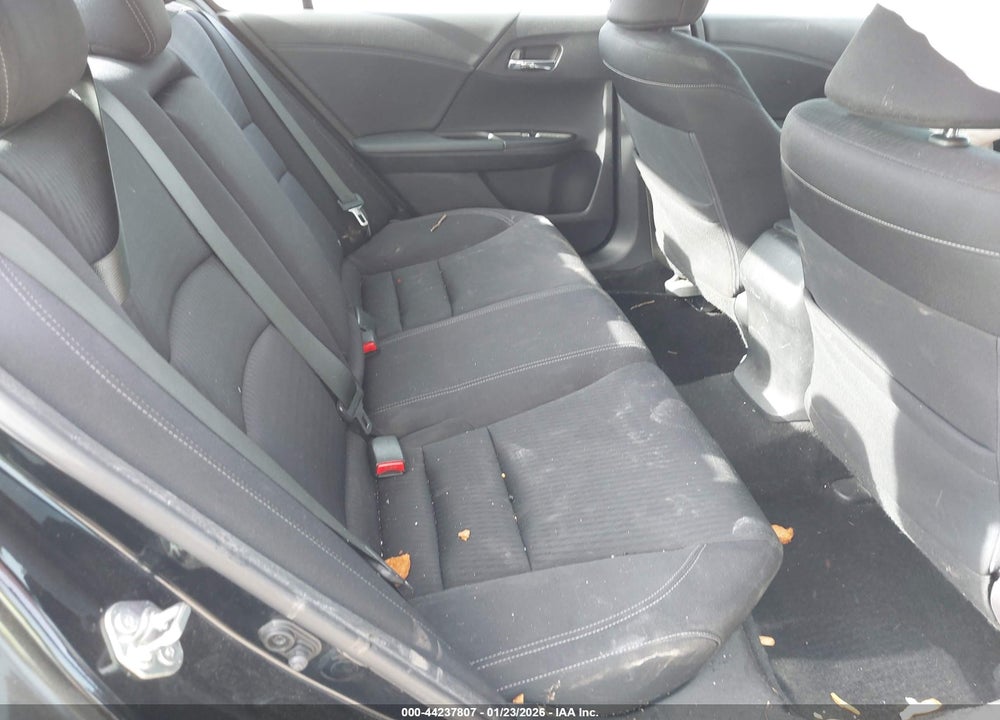 2015 HONDA ACCORD SPORT VIN: 1HGCR2F58FA205653