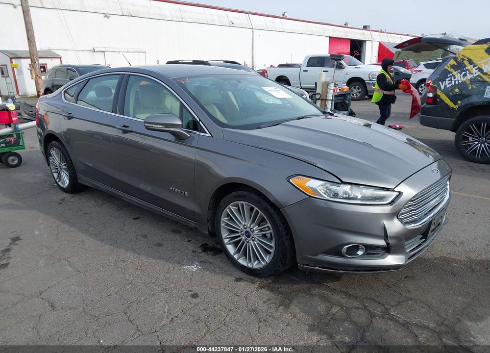 2014 FORD FUSION HYBRID SE VIN: 3FA6P0LUXER257233