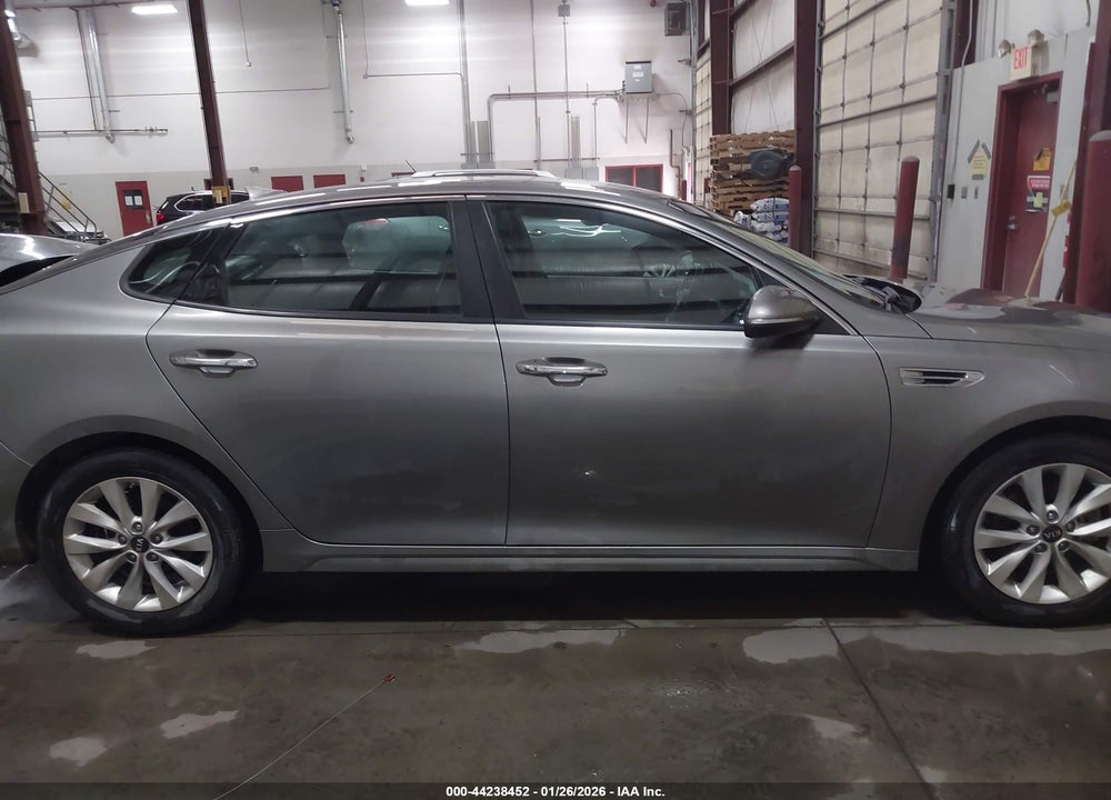 2016 KIA OPTIMA EX VIN: 5XXGU4L34GG023189