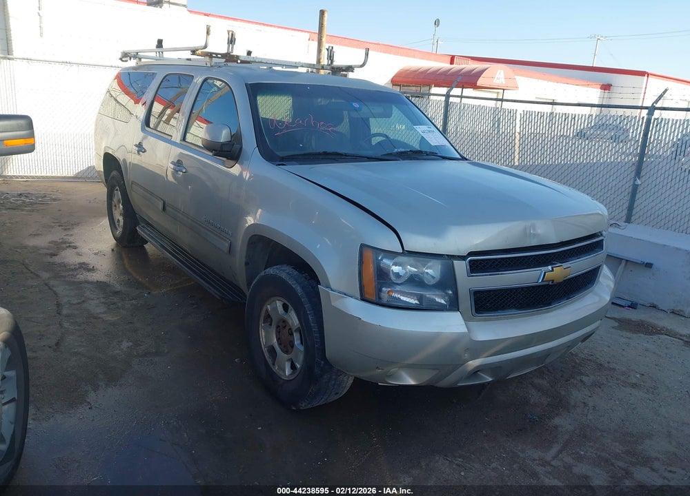 2013 CHEVROLET SUBURBAN 1500 LT VIN: 1GNSCJE04DR125820