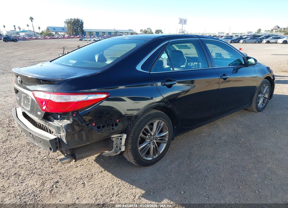 2015 TOYOTA CAMRY SE VIN: 4T1BF1FKXFU092365