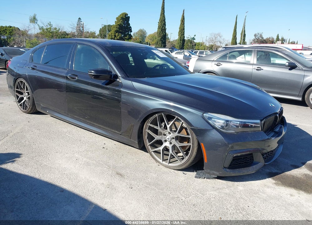 2017 BMW 740I VIN: WBA7E2C5XHG739749