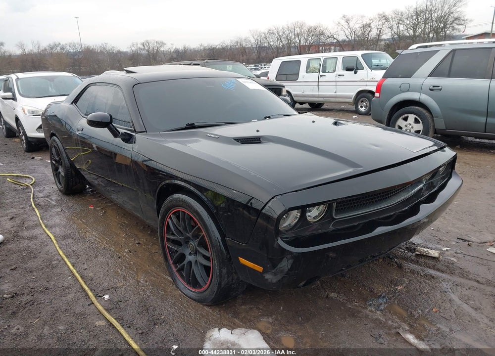 2012 DODGE CHALLENGER SXT VIN: 2C3CDYAG0CH135186