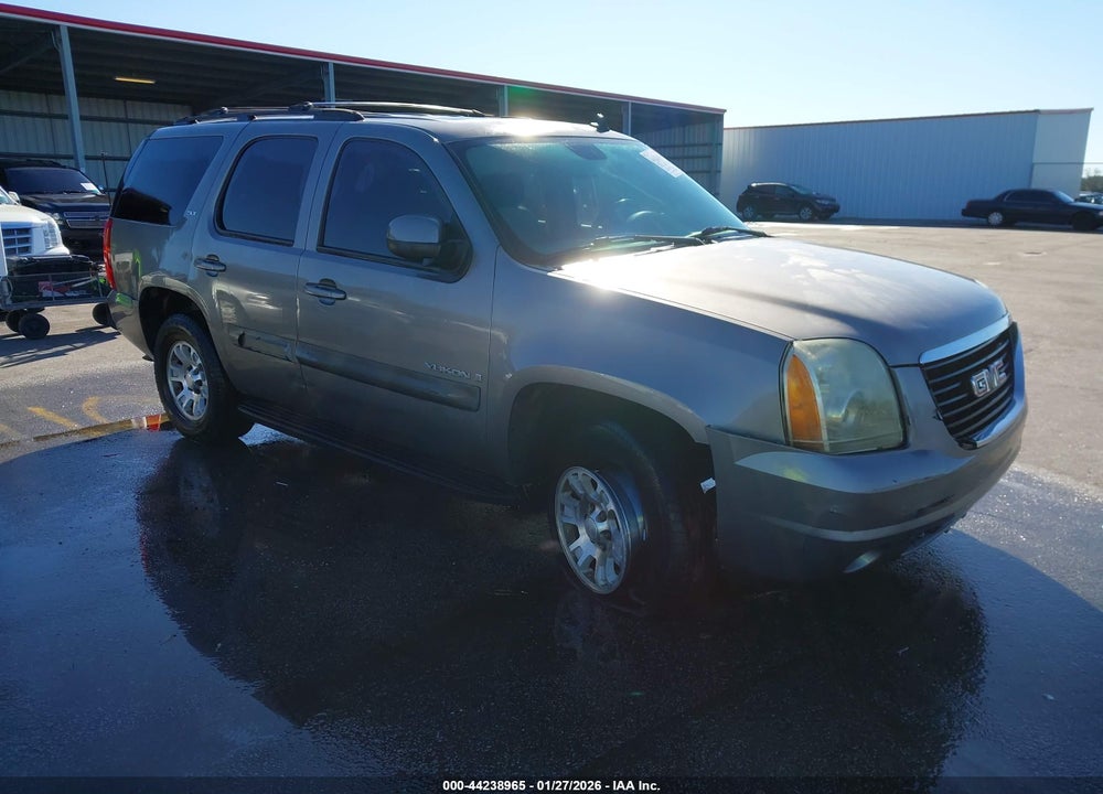 2007 GMC YUKON SLT VIN: 1GKFC130X7R201482